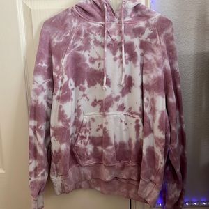 I am selling this purple tie-dye hoodie!!
